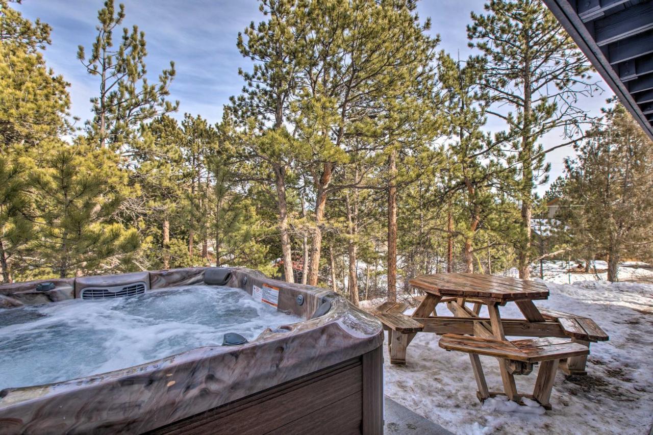 Luxe Updated Home With Grill And Hot Tub 4 Mi To Rmnp Estes Park Buitenkant foto